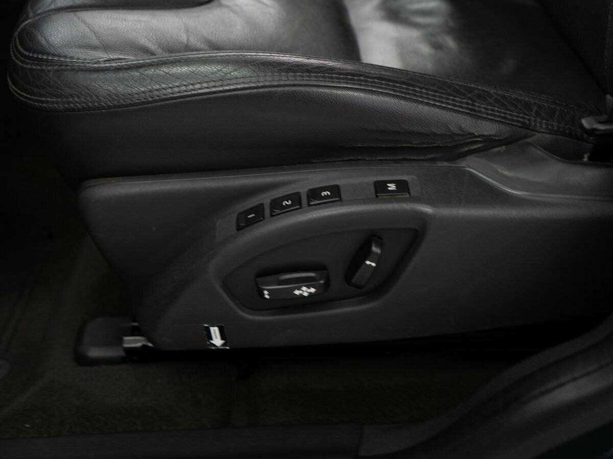 Б/У Вольво ИксЦ60 2012 года. Фото: #14