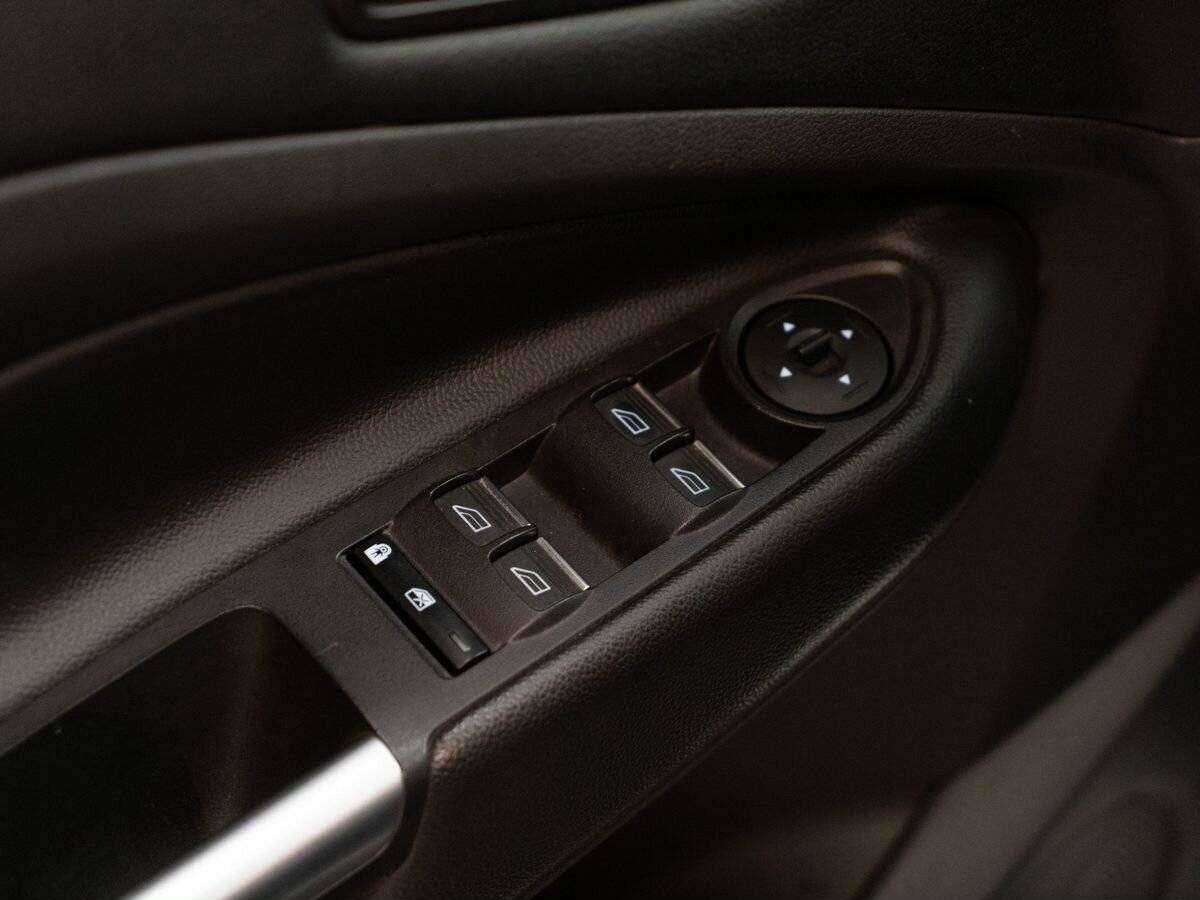 Б/У Форд Куга 2018 года. Фото: #14