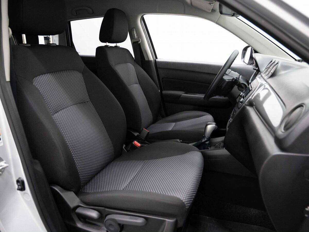 Б/У Сузуки Витара 2016 года. Фото: #14