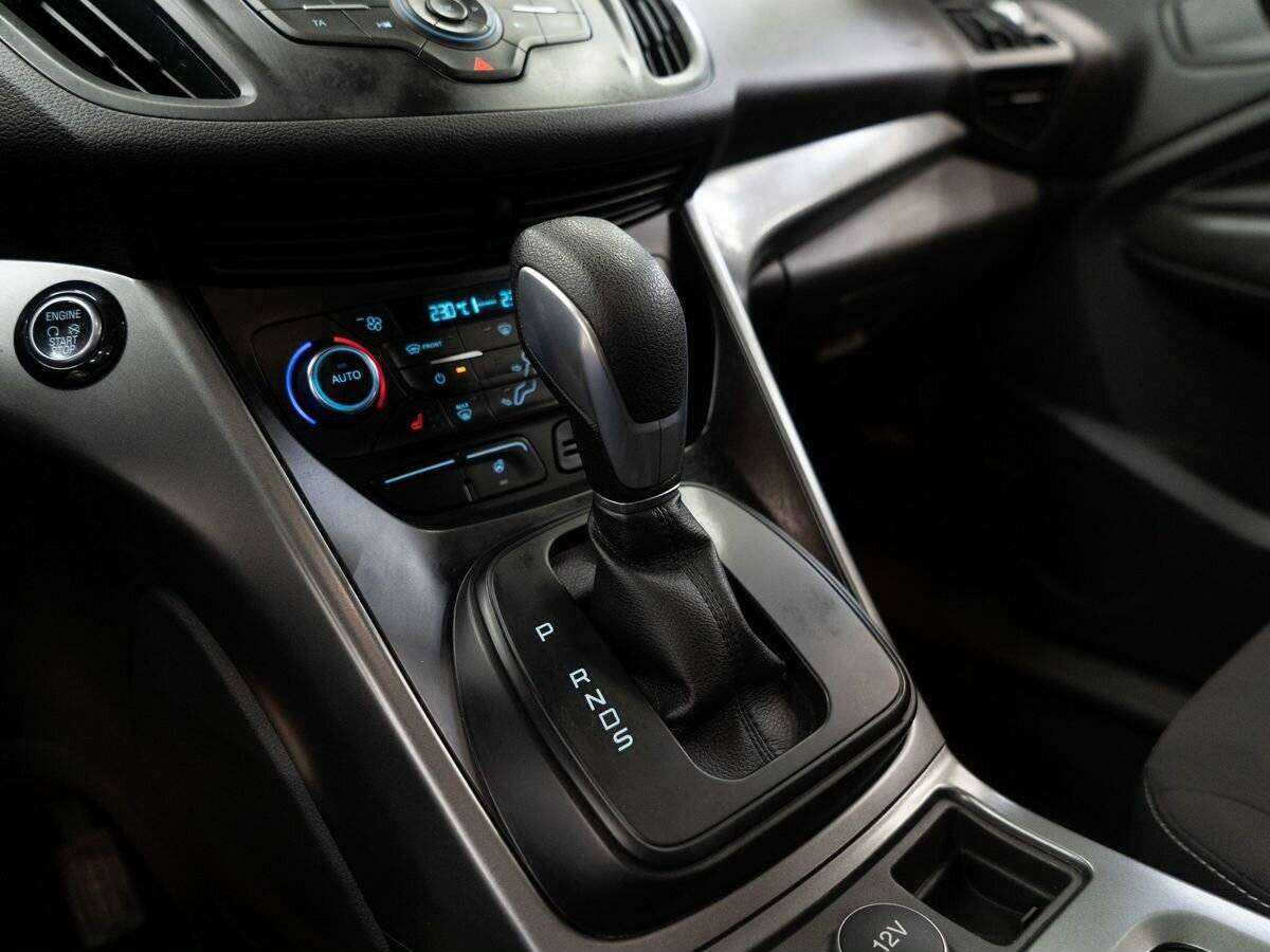 Б/У Форд Куга 2017 года. Фото: #12