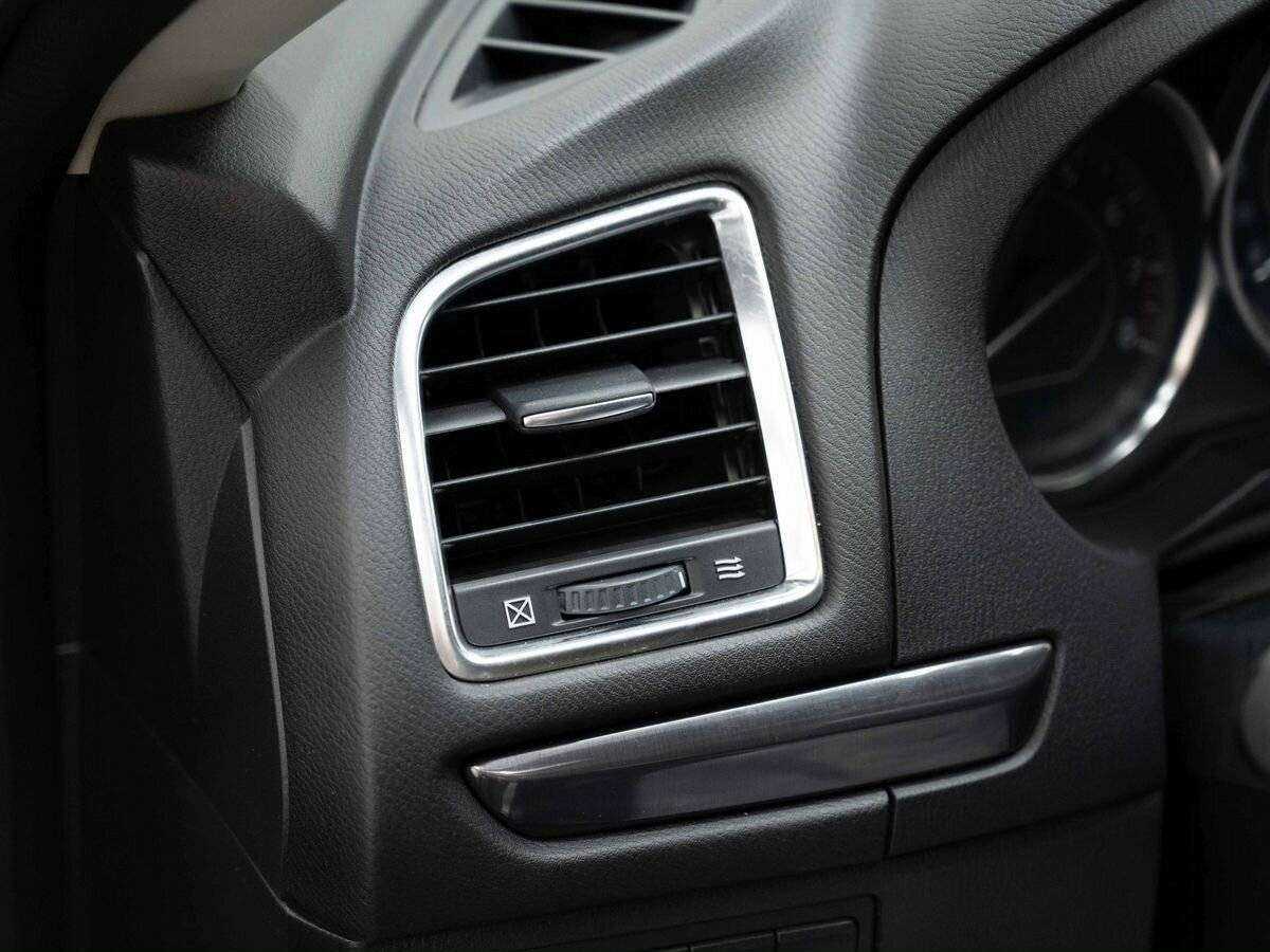 Б/У Мазда 6 2012 года. Фото: #17