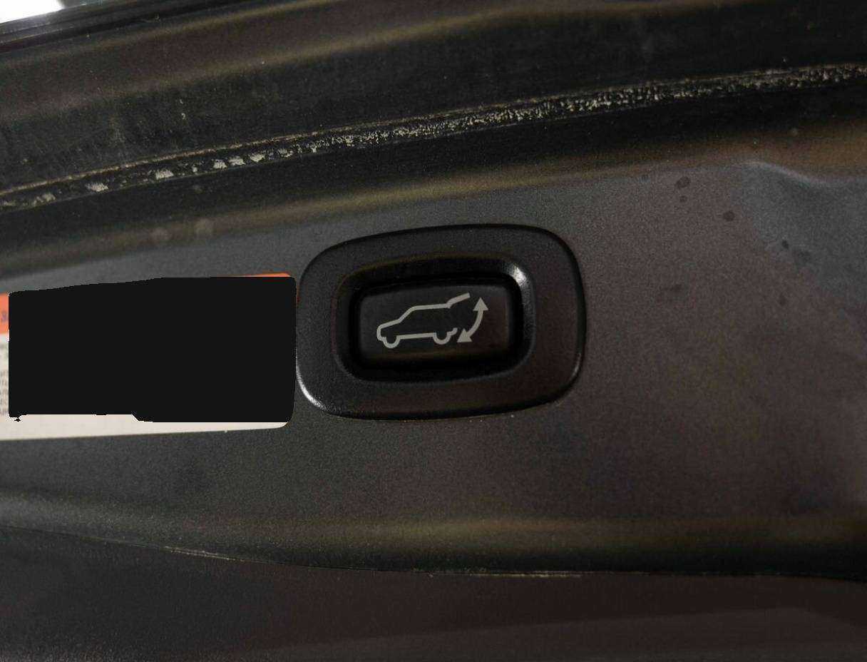 Б/У Митсубиши Оутлэндер 2013 года. Фото: #23