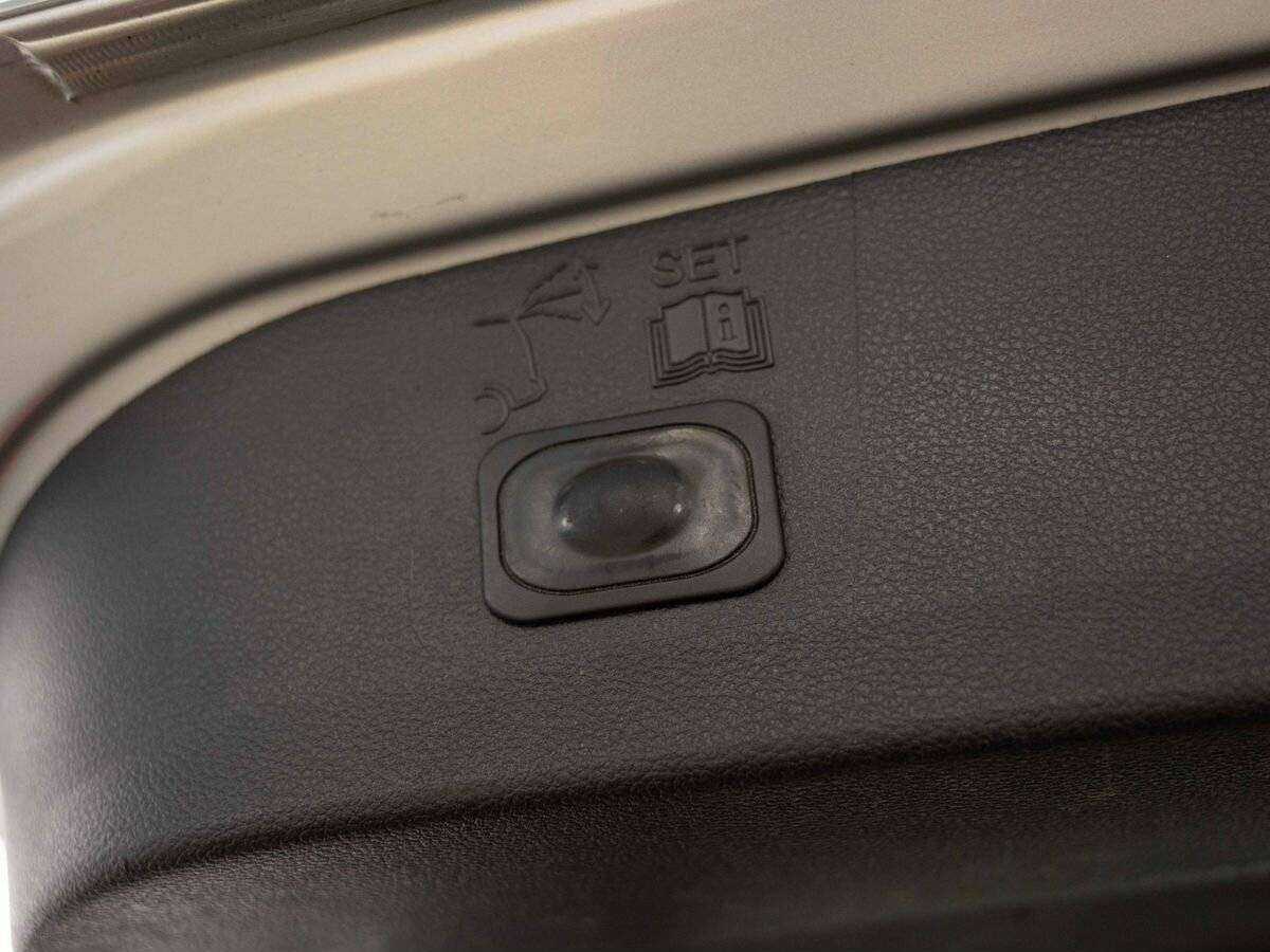 Б/У Форд Куга 2014 года. Фото: #23