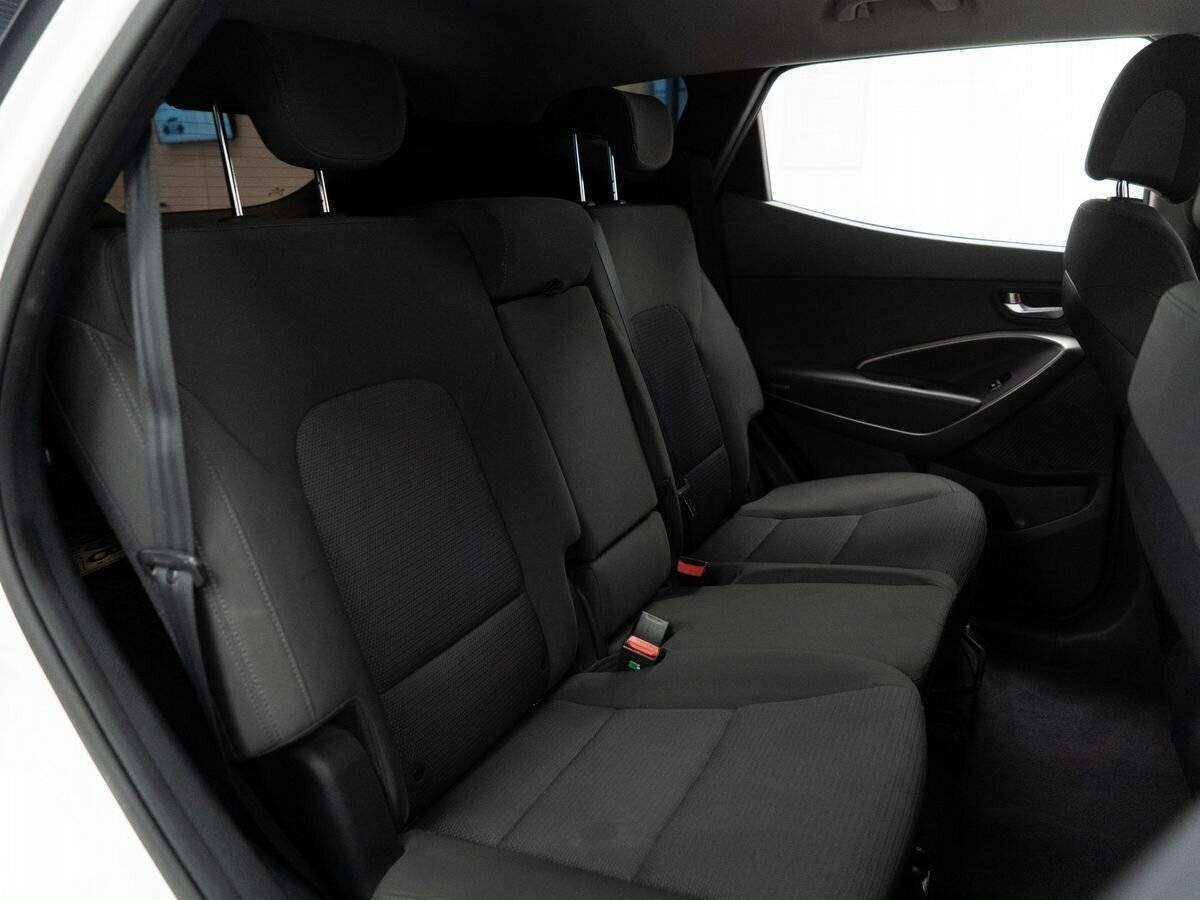 Б/У Хендай Санта Фе 2013 года. Фото: #7