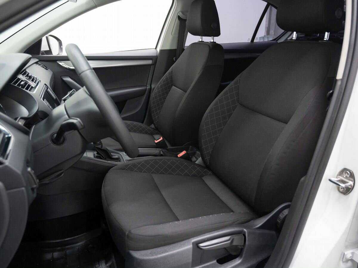 Б/У Шкода Октавия 2017 года. Фото: #7