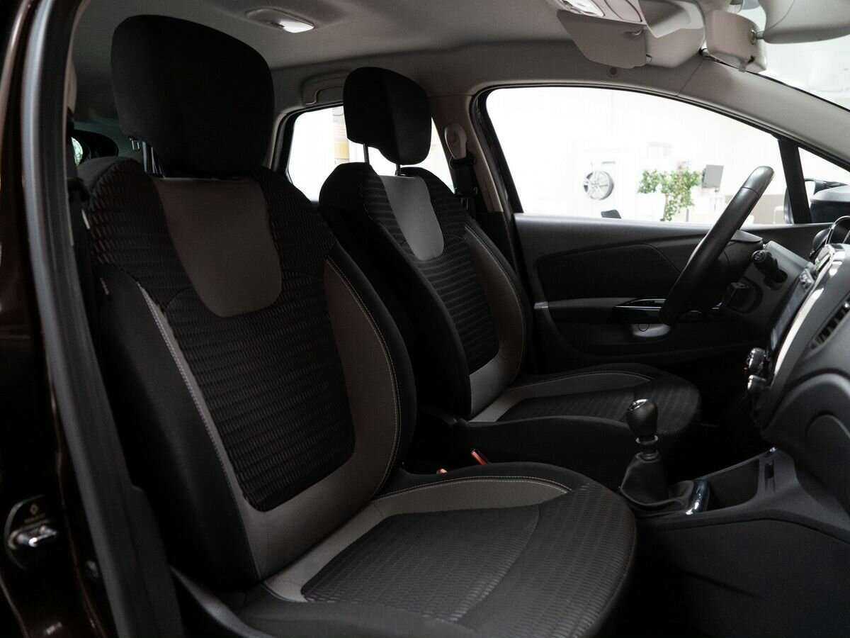 Б/У Рено Каптюр 2017 года. Фото: #9