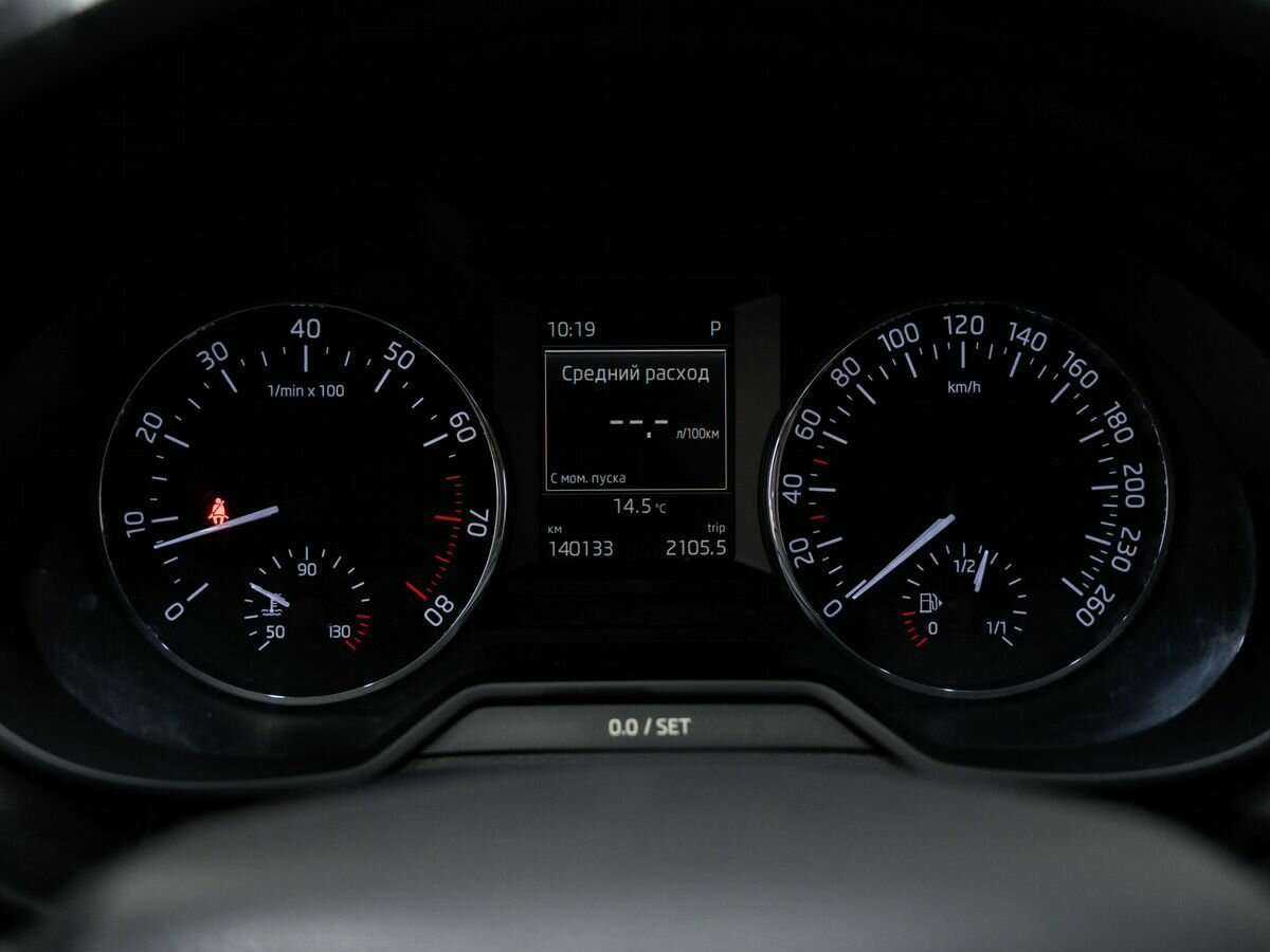 Б/У Шкода Октавия 2015 года. Фото: #21