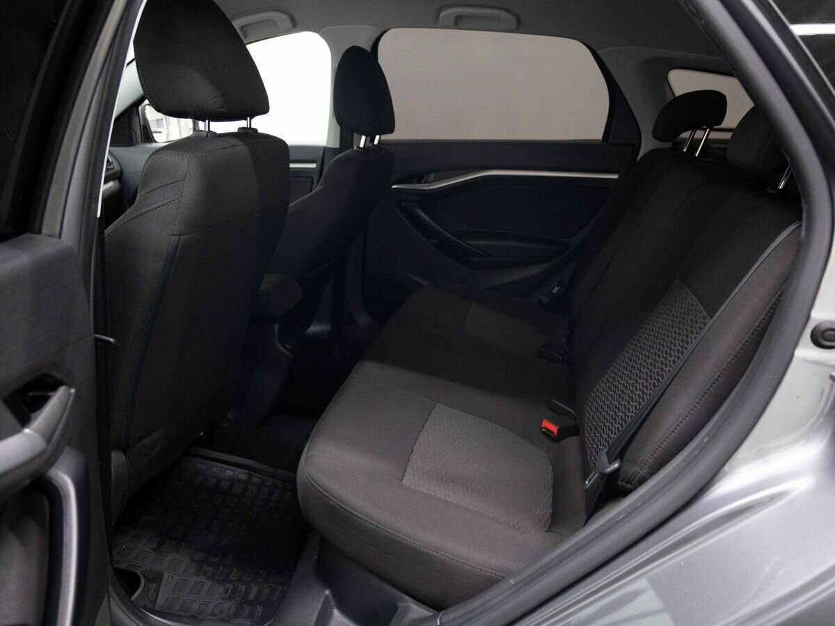 Б/У Лада (ВАЗ) Веста 2020 года. Фото: #8