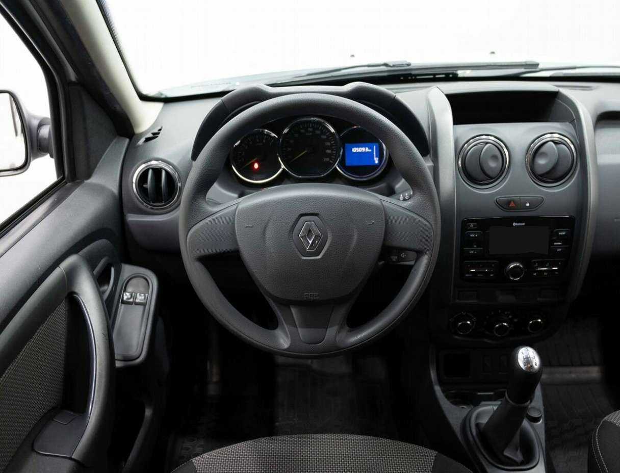 Б/У Рено Дастер 2017 года. Фото: #13