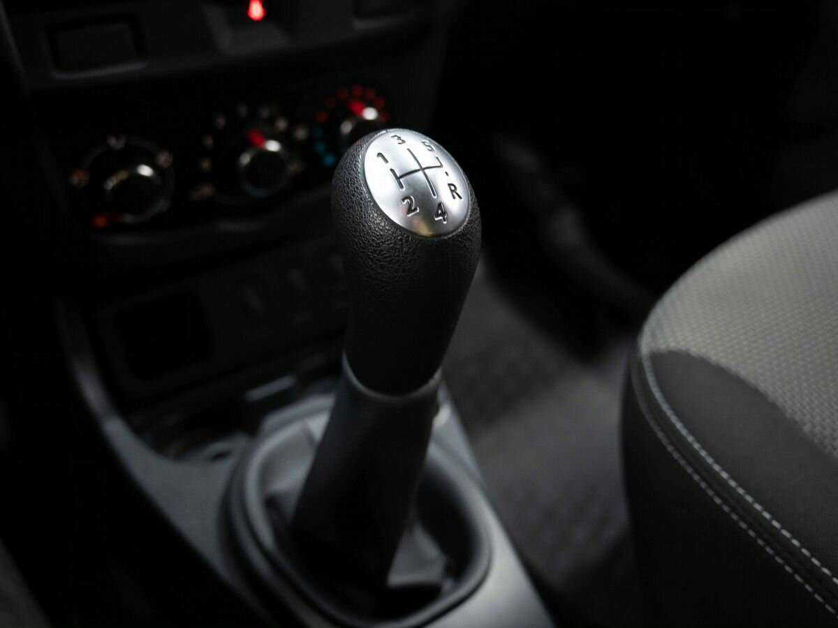 Б/У Рено Дастер 2017 года. Фото: #17