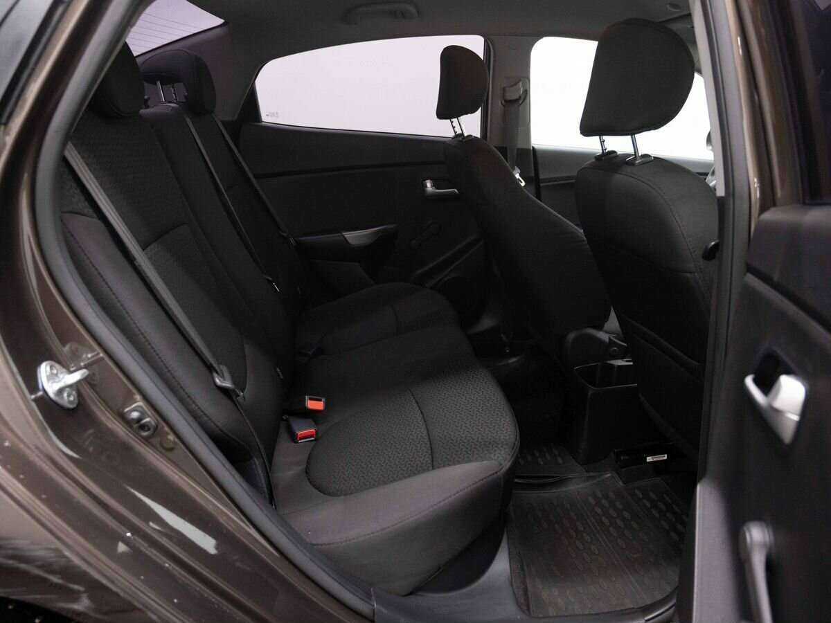 Б/У Киа Рио 2017 года. Фото: #9