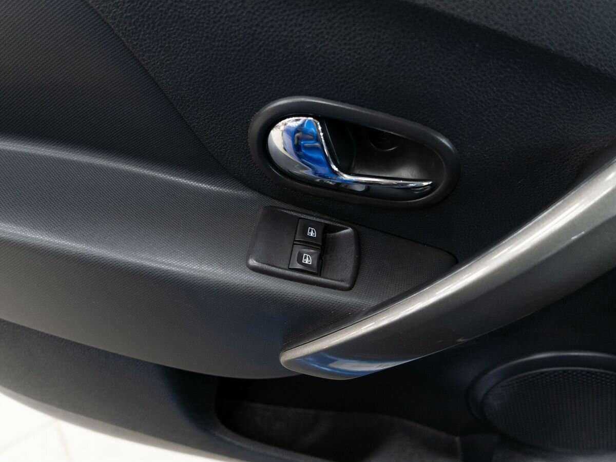 Б/У Рено Сандеро 2018 года. Фото: #11