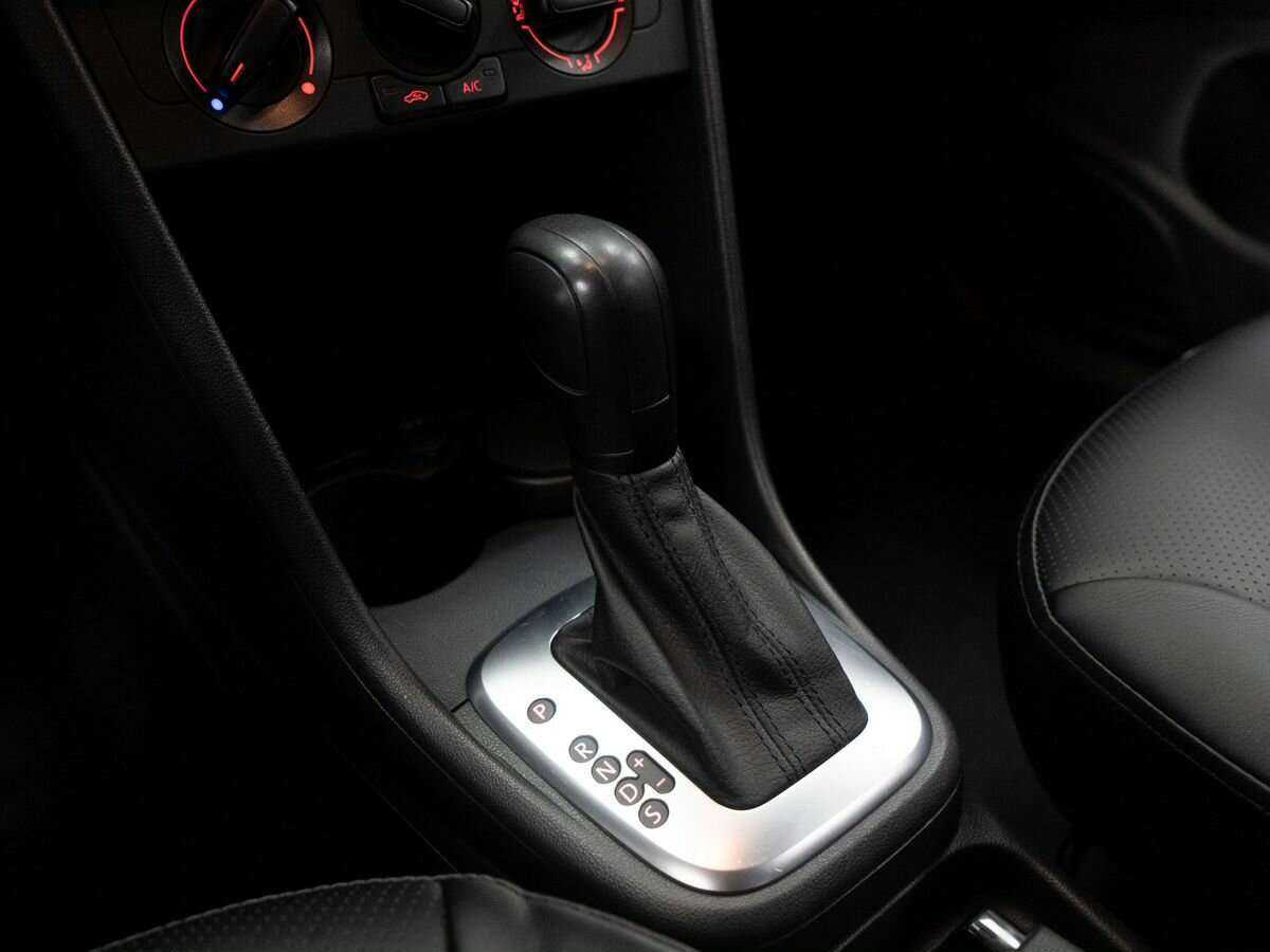 Б/У Фольксваген Поло 2017 года. Фото: #11