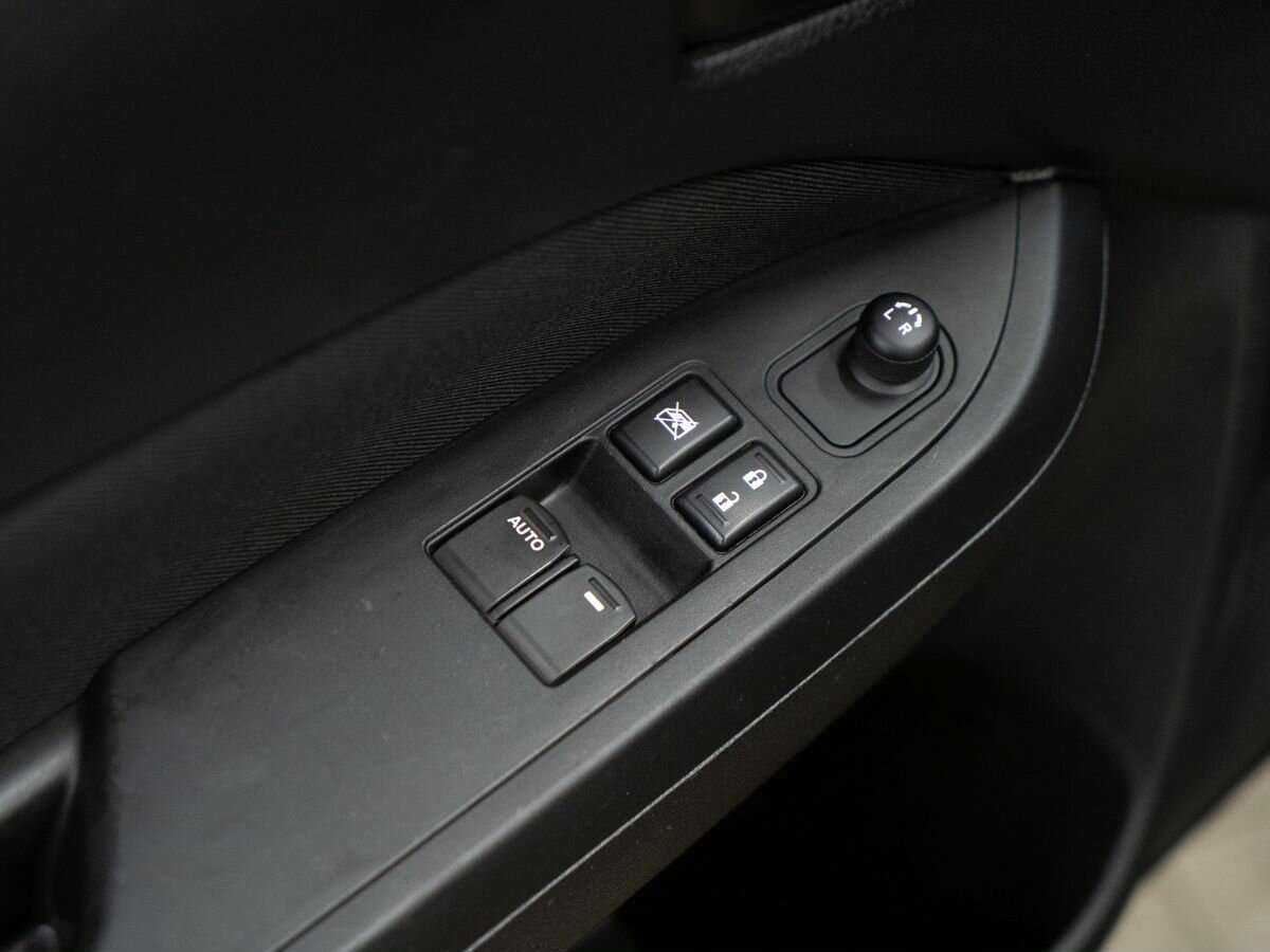 Б/У Сузуки Витара 2015 года. Фото: #12