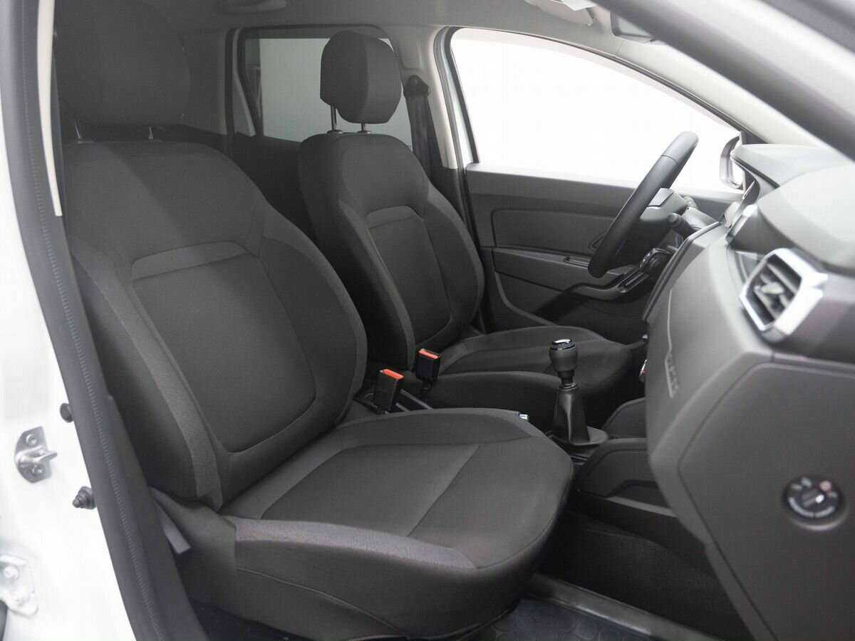 Б/У Рено Дастер 2021 года. Фото: #9