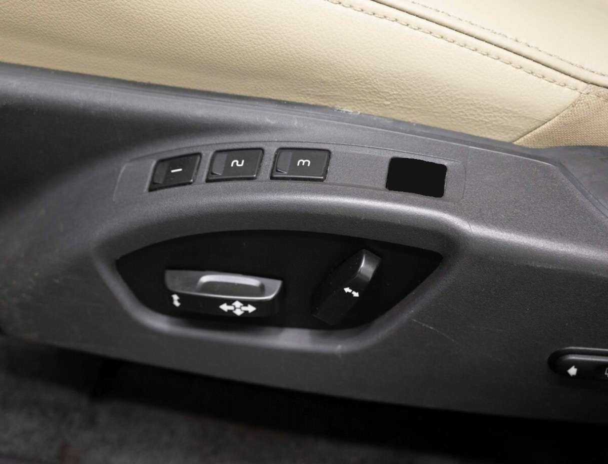 Б/У Вольво ИксЦ60 2014 года. Фото: #19