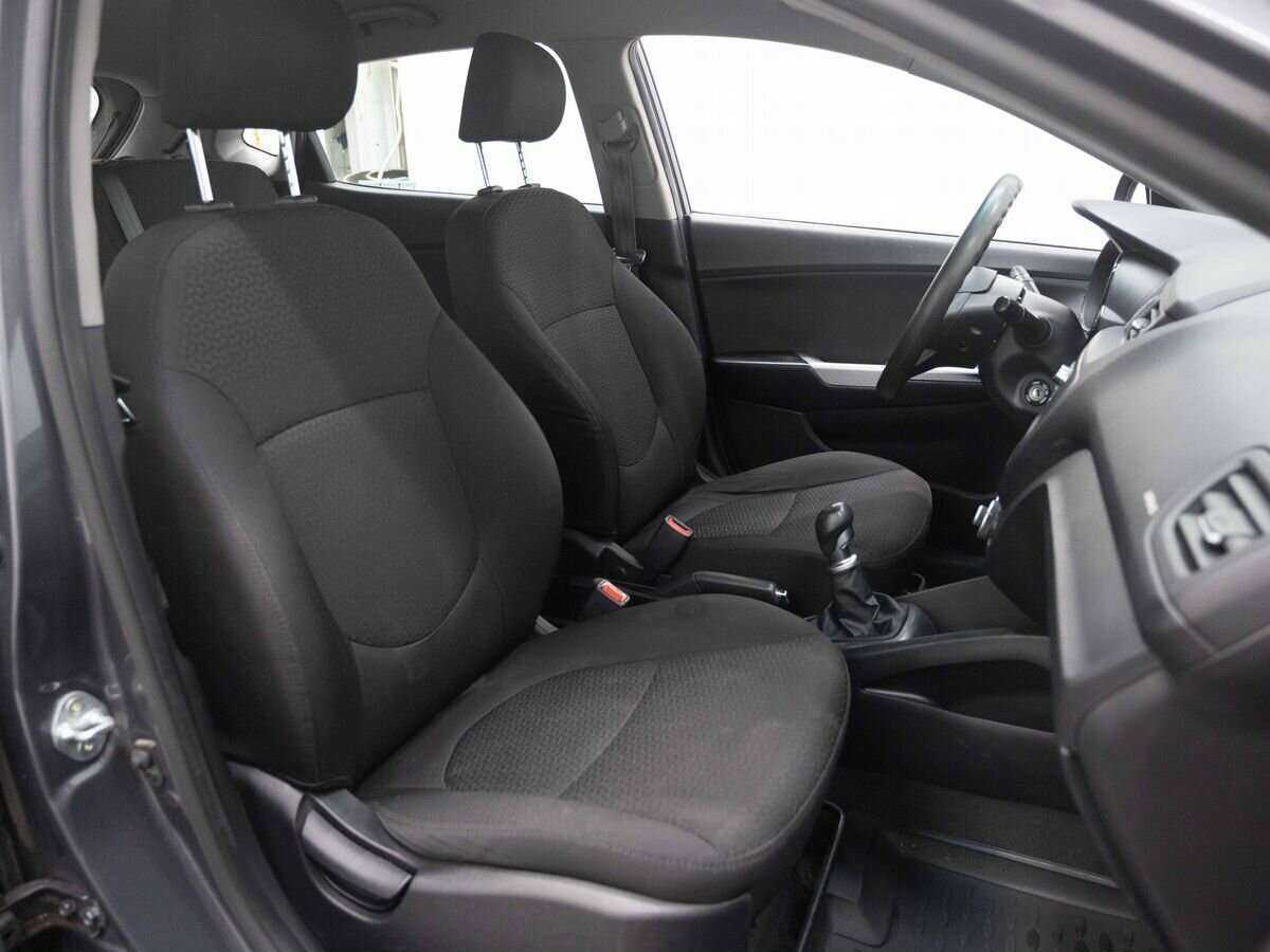 Б/У Киа Рио 2013 года. Фото: #11