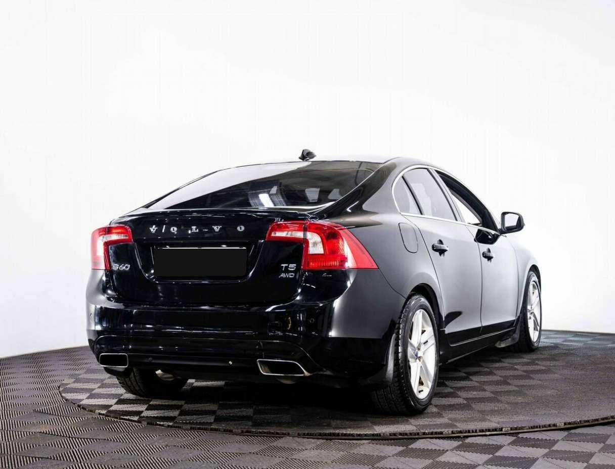 Б/У Вольво С60 2013 года. Фото: #5