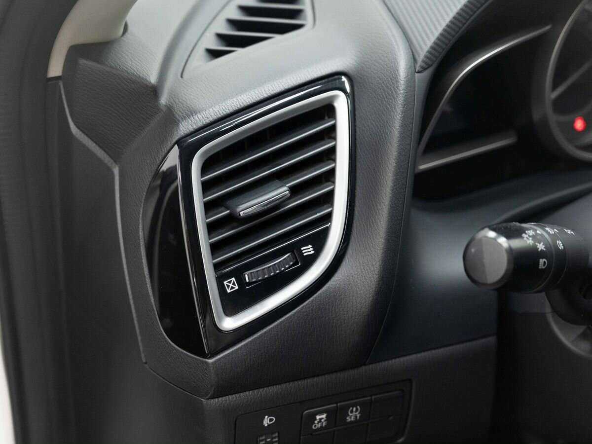 Б/У Мазда 3 2013 года. Фото: #16