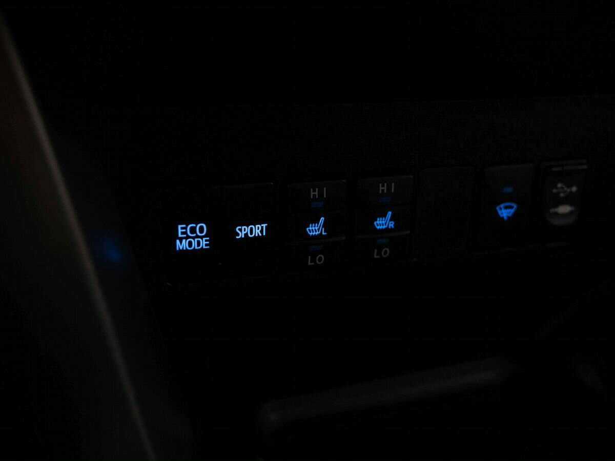 Б/У Тойота Рав4 2013 года. Фото: #21