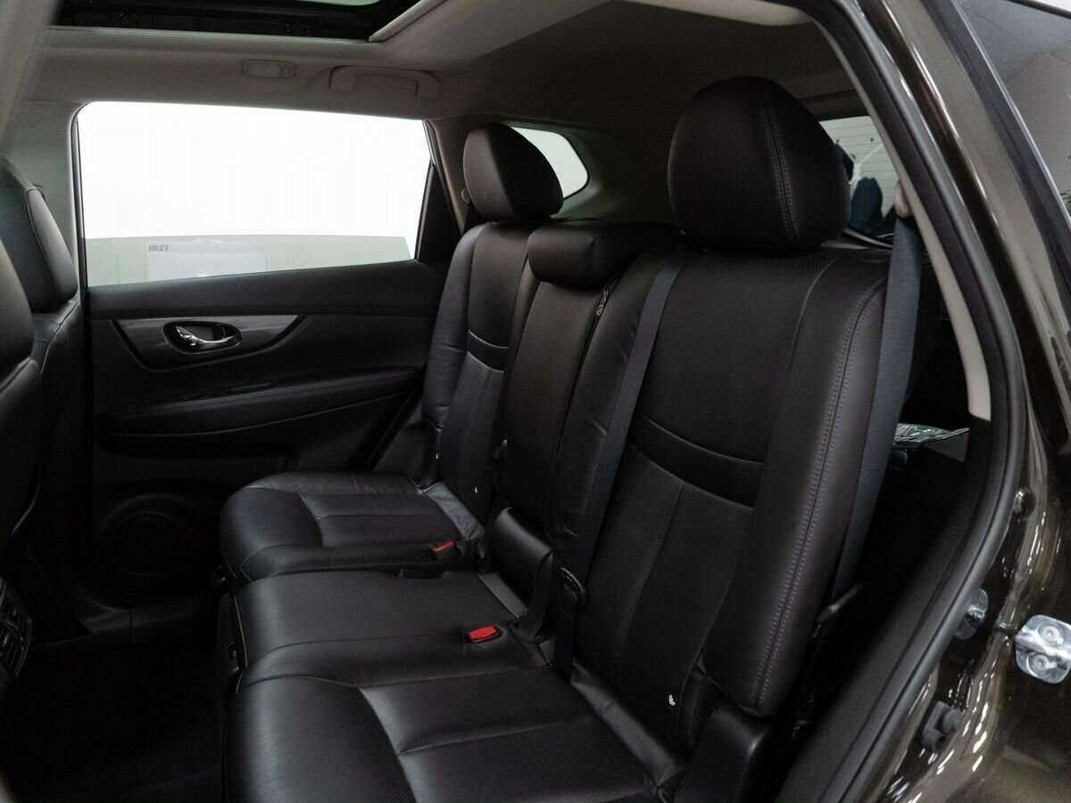 Б/У Ниссан Икс-Трейл 2016 года. Фото: #6