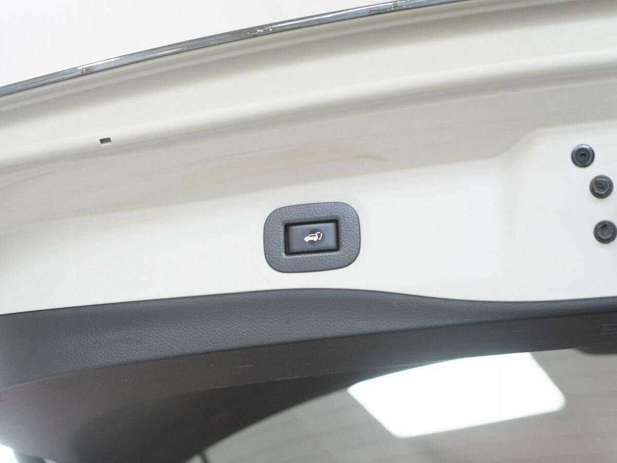 Б/У Ниссан Икс-Трейл 2016 года. Фото: #8