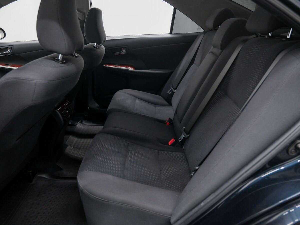 Б/У Тойота Камри 2014 года. Фото: #15