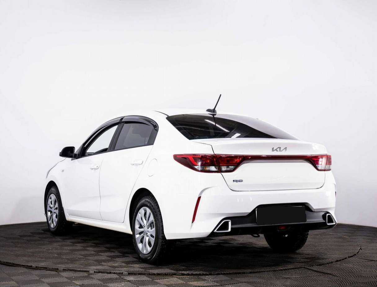 Б/У Киа Рио 2022 года. Фото: #3