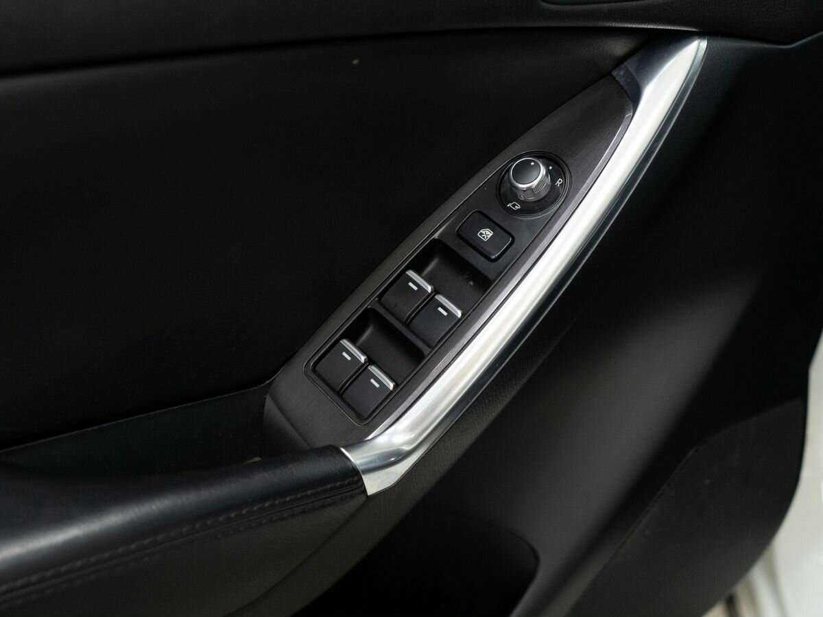 Б/У Мазда Ц-Икс-5 2016 года. Фото: #13