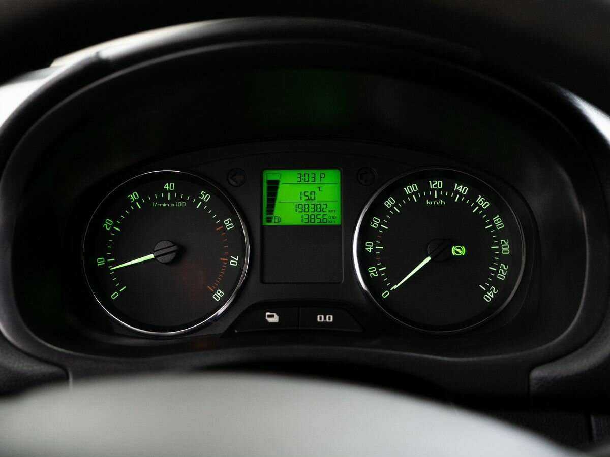 Б/У Шкода Фабия 2012 года. Фото: #9