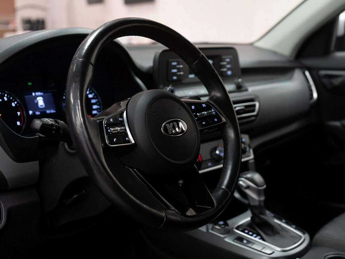 Б/У Киа Сельтос 2021 года. Фото: #4