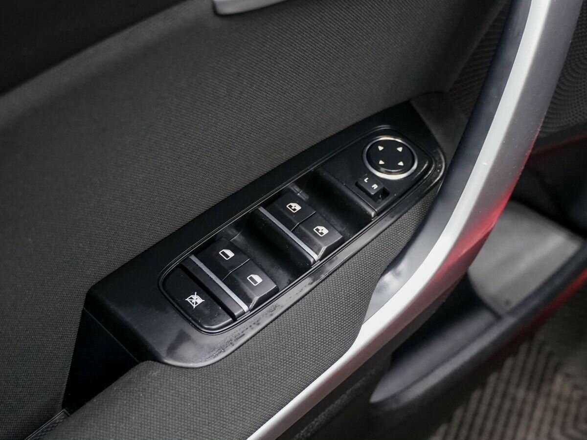 Б/У Киа Сид 2018 года. Фото: #14