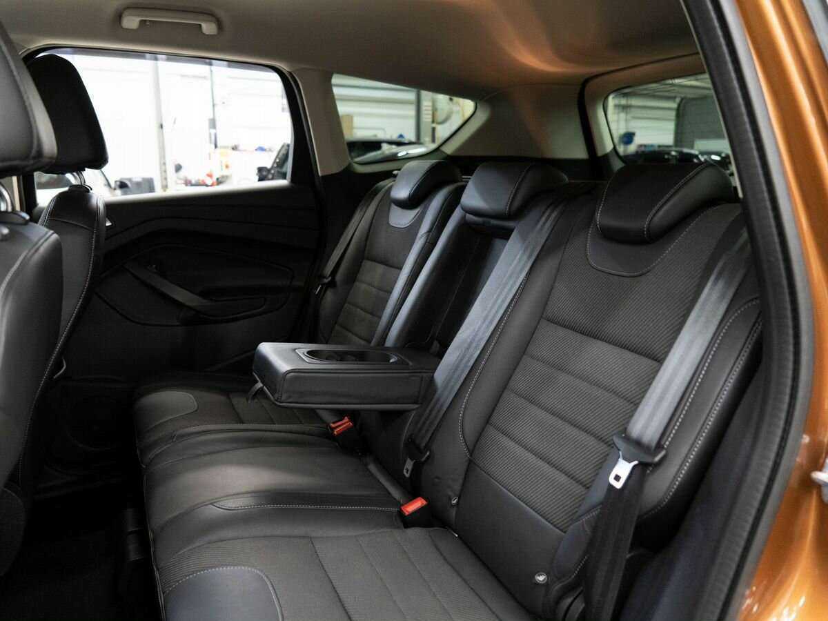 Б/У Форд Куга 2013 года. Фото: #5