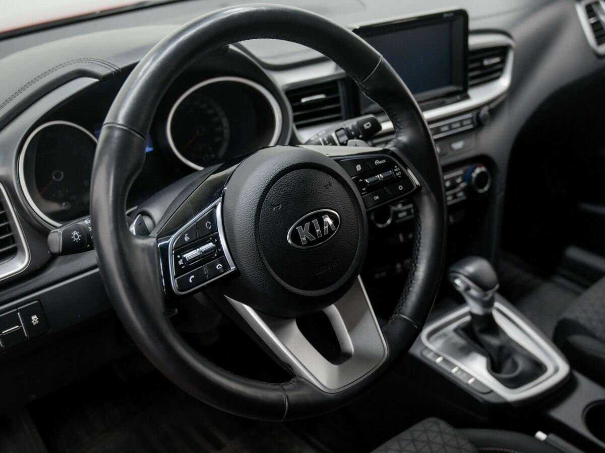 Б/У Киа Сид 2019 года. Фото: #19