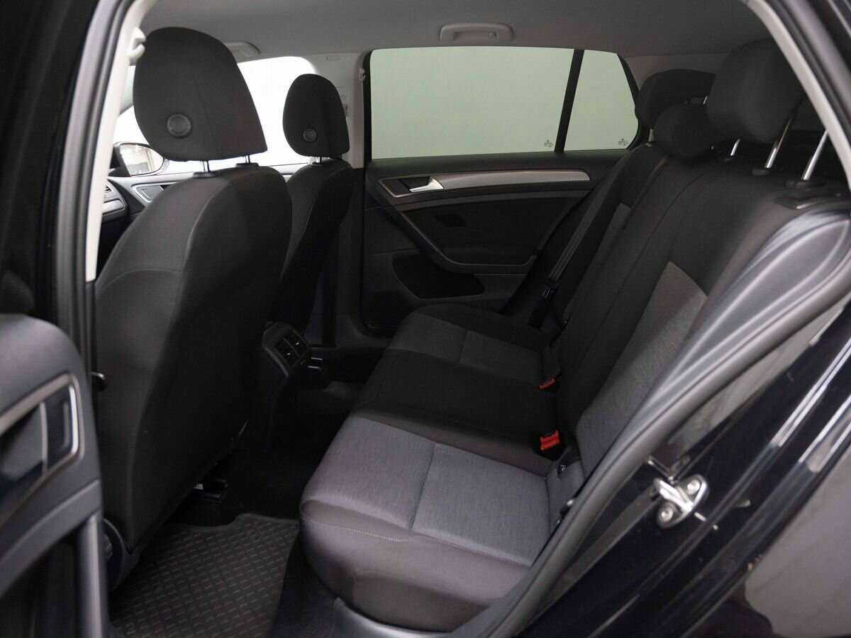 Б/У Фольксваген Гольф 2013 года. Фото: #10