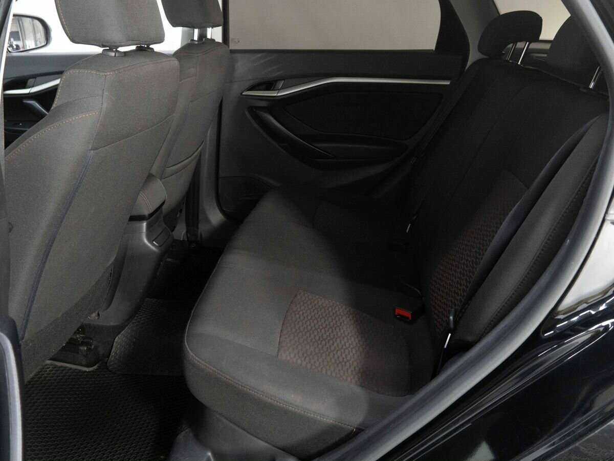 Б/У Лада (ВАЗ) Веста 2020 года. Фото: #8