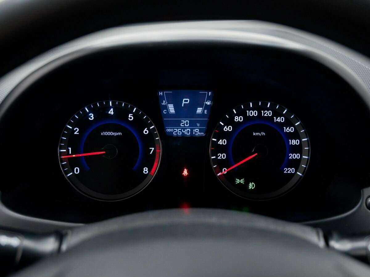 Б/У Хендай Солярис 2012 года. Фото: #20