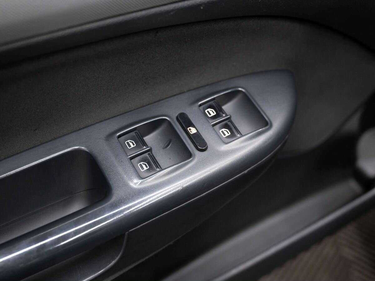 Б/У Шкода Октавия 2012 года. Фото: #8