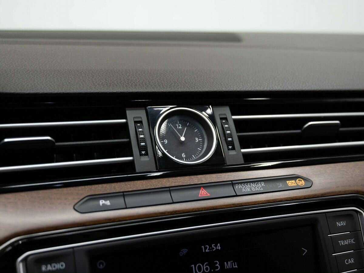 Б/У Фольксваген Пассат 2016 года. Фото: #19