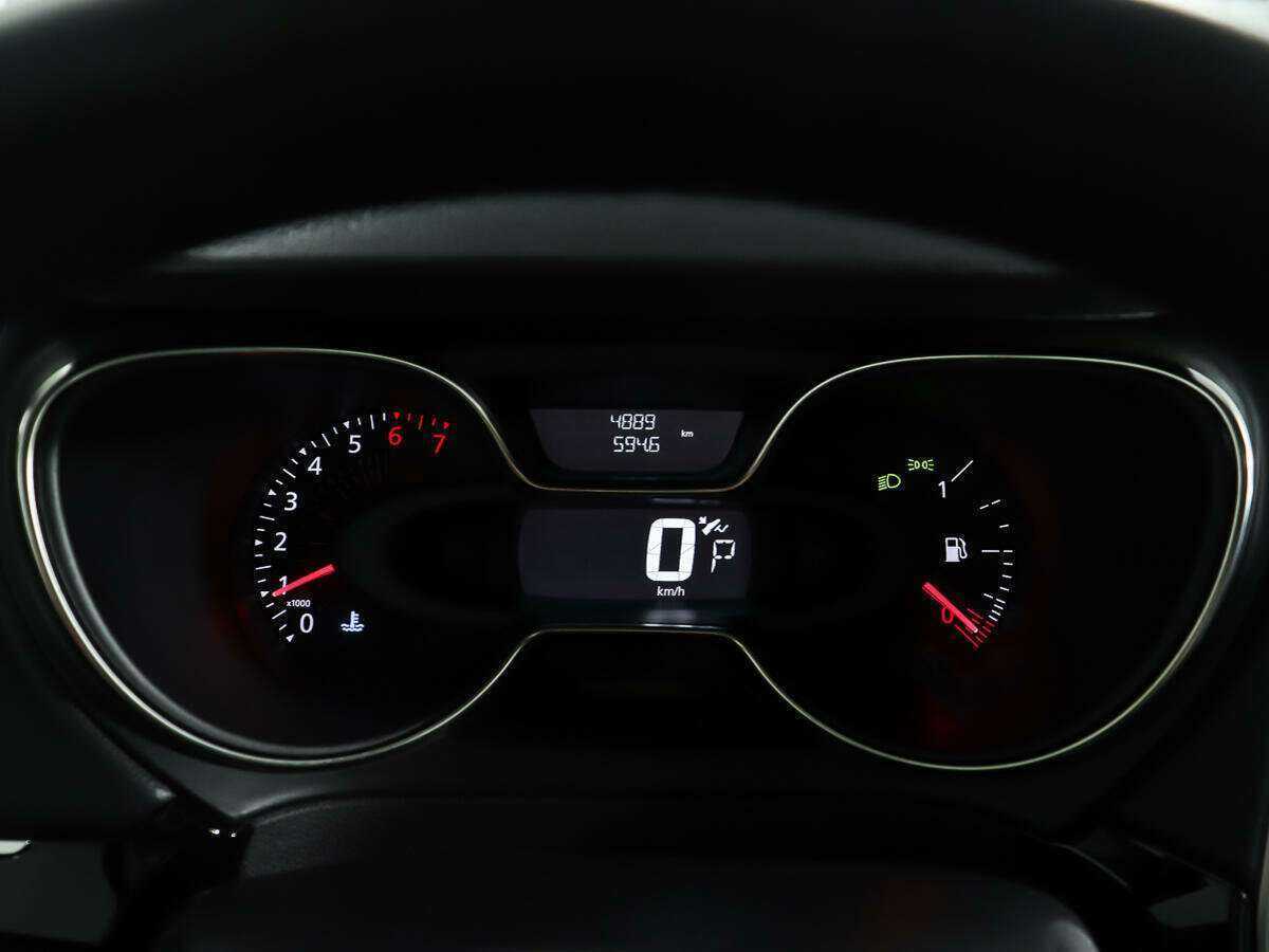 Б/У Рено Каптюр 2020 года. Фото: #13