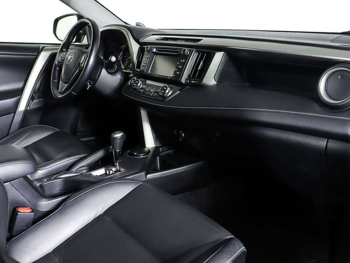 Б/У Тойота Рав4 2013 года. Фото: #8