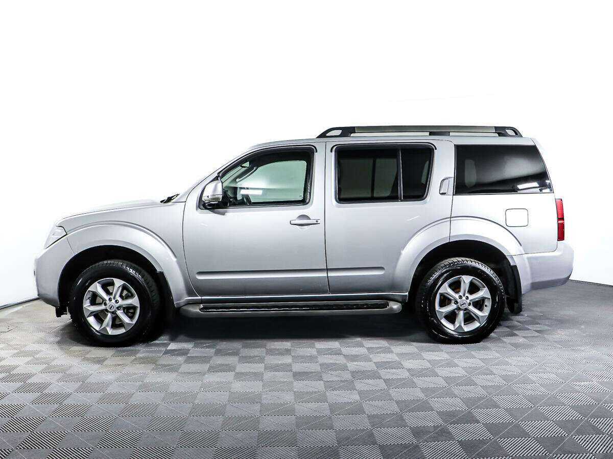 Б/У Ниссан Патфайндер 2012 года. Фото: #7