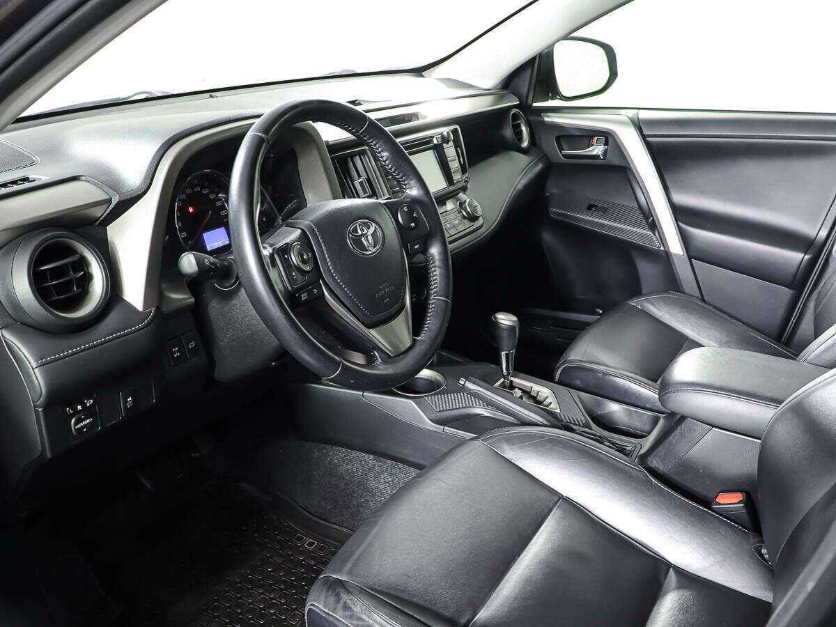 Б/У Тойота Рав4 2014 года. Фото: #13