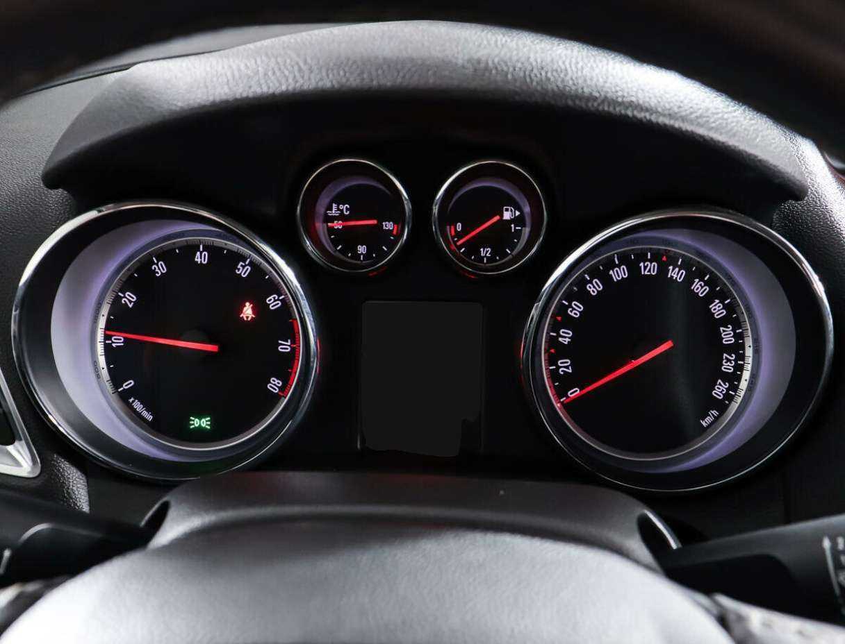 Б/У Опель Мокка 2014 года. Фото: #13