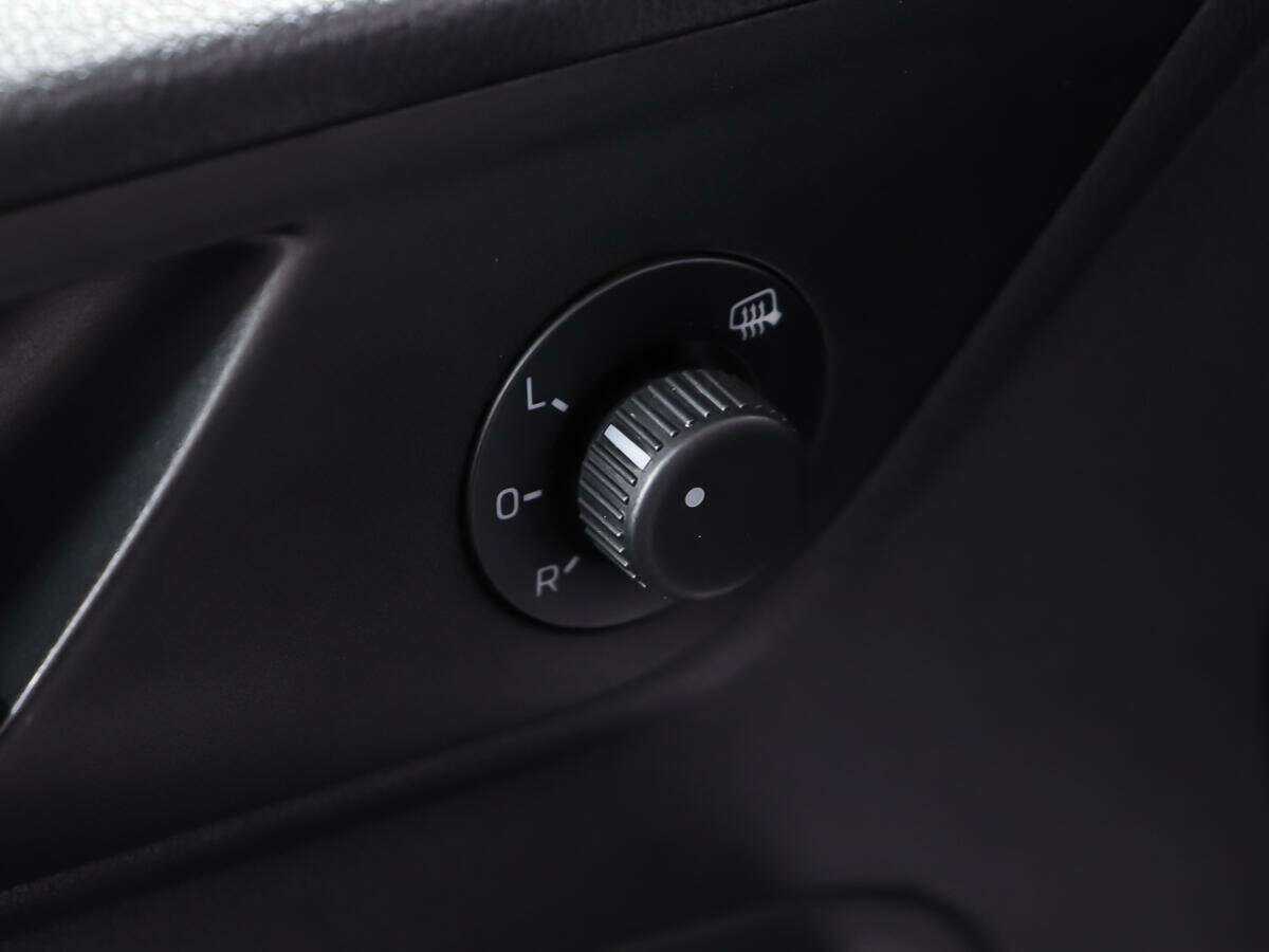 Б/У Фольксваген Поло 2021 года. Фото: #16