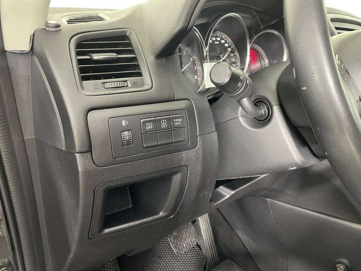 Б/У Мазда Ц-Икс-5 2015 года. Фото: #8