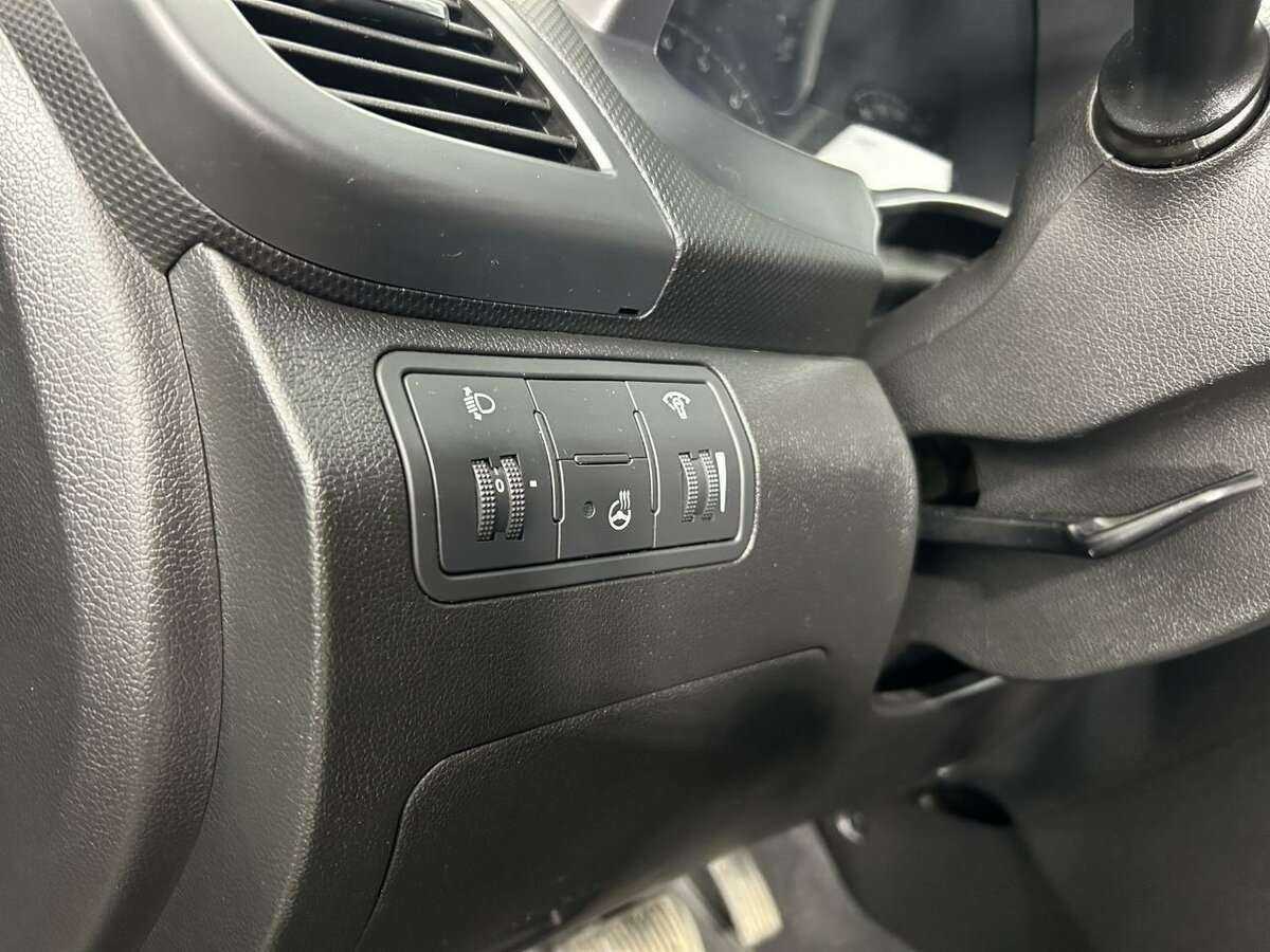 Б/У Хендай Солярис 2015 года. Фото: #8