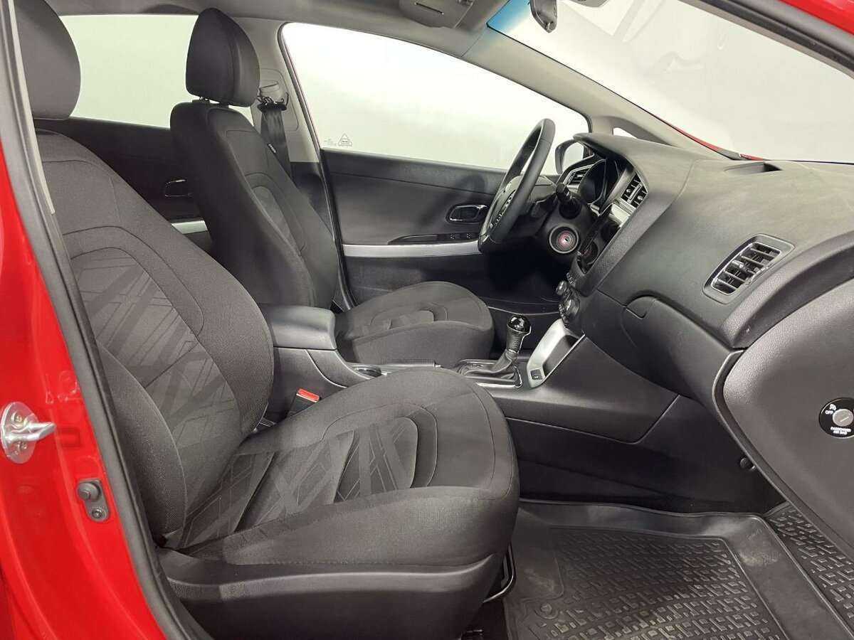 Б/У Киа Сид 2018 года. Фото: #13