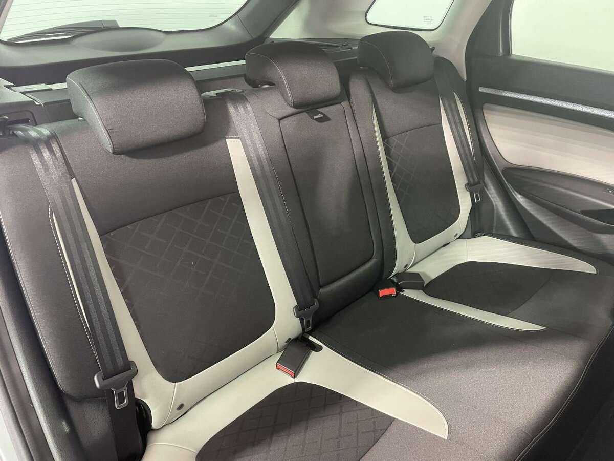 Б/У Лада (ВАЗ) Веста 2018 года. Фото: #14