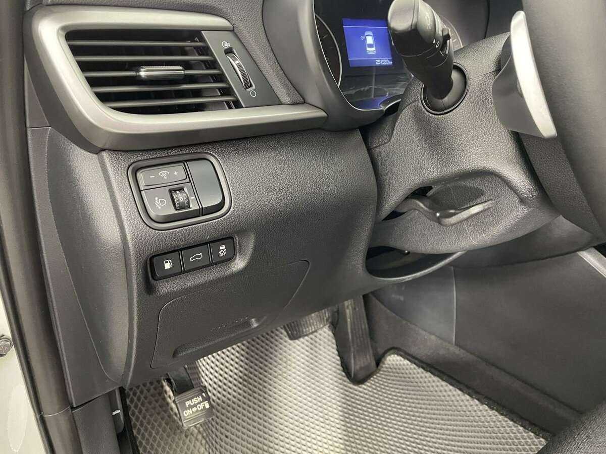 Б/У Киа Оптима 2018 года. Фото: #6